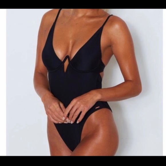 SheShow 2XL - Picture 3 of 3